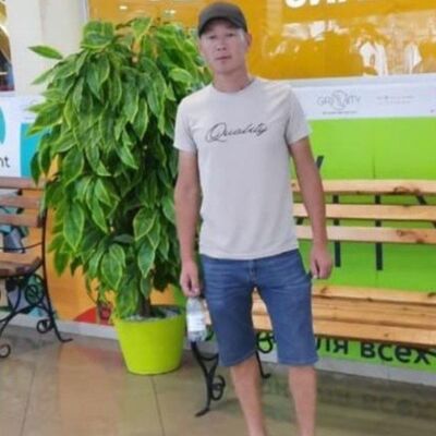  ,   Nuriddin, 36 ,   ,   
