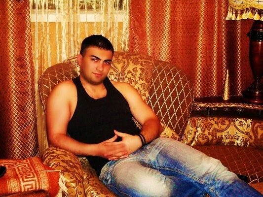  ,   Artur, 36 ,   ,   , c 