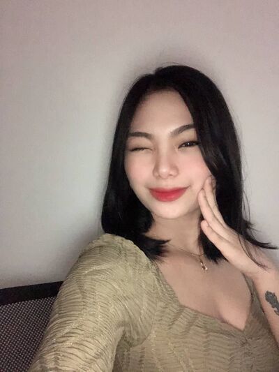  Merville,   Meg, 29 ,   ,   