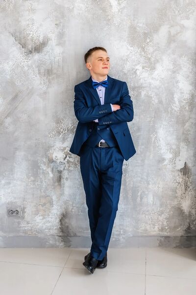  -,   Zheka, 22 ,   ,   