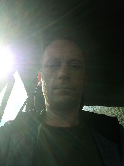  ,   Kyn, 42 ,   ,   
