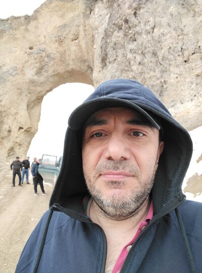  ,   Niko, 48 ,   ,   