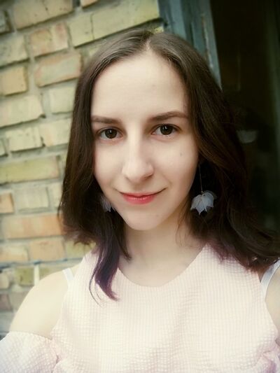  ,   Sia, 28 ,   ,   , c 