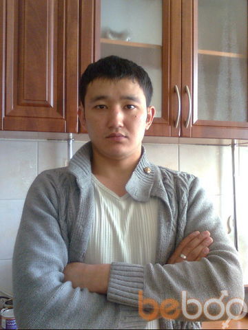 ,   Erkebulan, 40 ,   ,   , c 