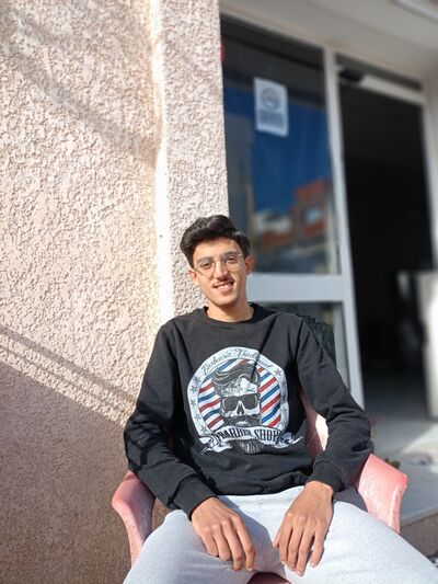  ,   Mootezfr, 21 ,   ,   