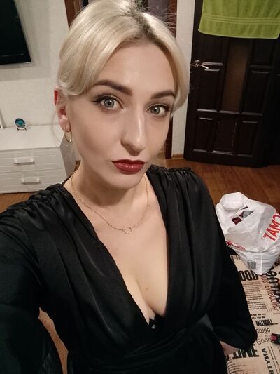  ,   Natali, 37 ,   