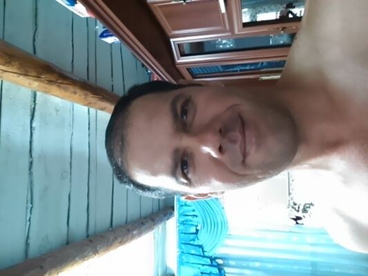  ,   Azat, 47 ,   ,   , c , 