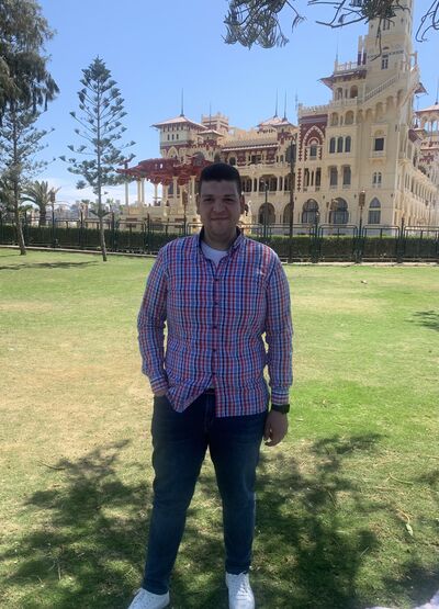  ,   Tito, 32 ,   ,   