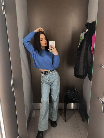  ,   Soffi, 23 ,   ,   