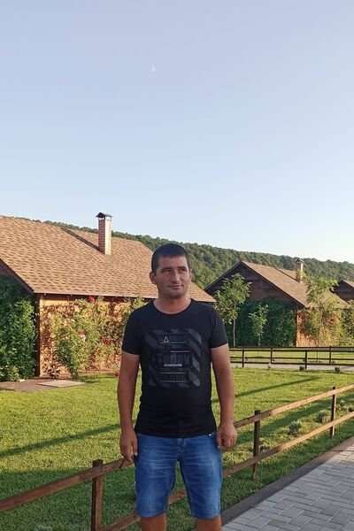  ,   Oleg, 41 ,   ,   