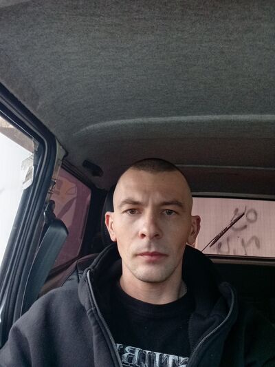 ,   Man, 32 ,   , 