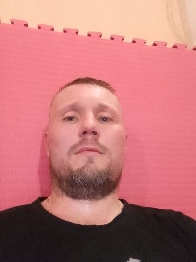  ,   Denis, 41 ,   ,   