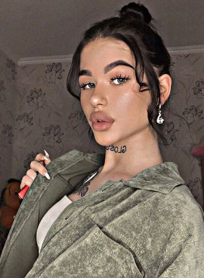  ,   Alina, 20 ,  