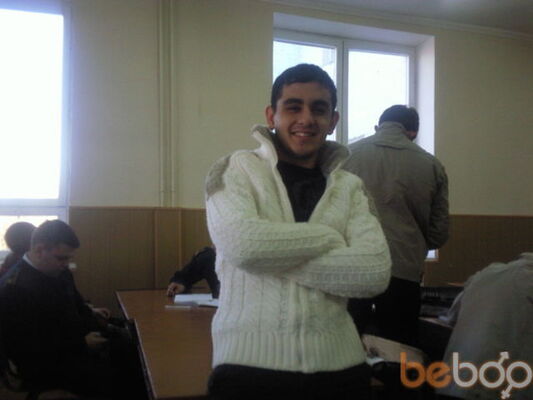  ,   Meylis, 34 ,  