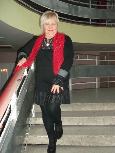  ,   Elena, 62 ,     , c 