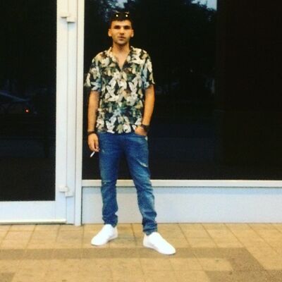  ,   Moso, 28 ,   ,   , c 