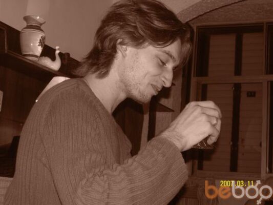  ,   Turk, 36 ,  