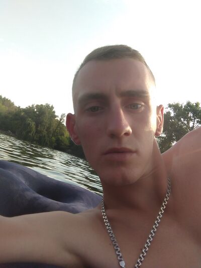  Raszyn,   Nik, 25 ,   ,   