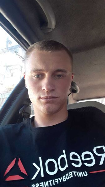  ,   Igor, 28 ,   ,   