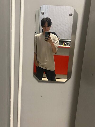  -,   , 19 ,   