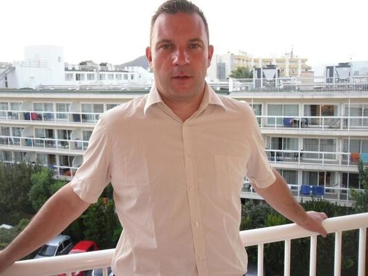  ,   Vlad, 46 ,   ,   