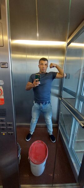  Praha,   Erik, 35 ,   ,   