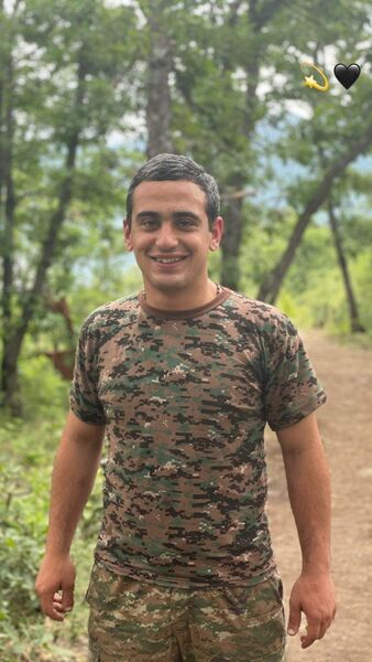  ,   Dav, 23 ,   ,   