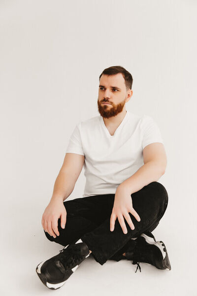  ,   Dima, 33 ,   ,   