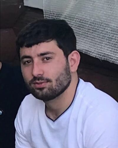  ,   Artur, 26 ,   ,   