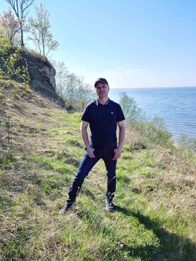  ,   Gennadi, 52 ,     , c 