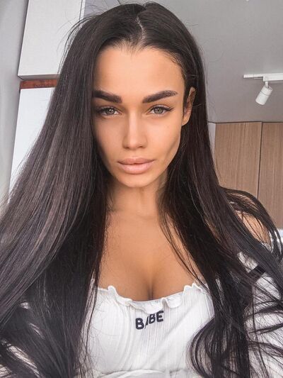  ,   Helen, 23 ,   ,   