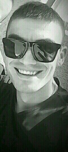  ,   Alex, 33 ,   ,   , c , 