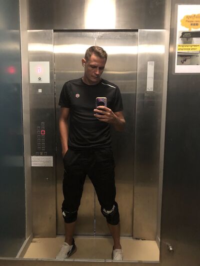 ,   Vadim, 35 ,   ,   , c , 