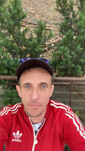  --,   , 39 ,     , c 