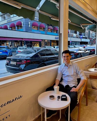  ,   Mert, 21 ,   ,   