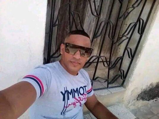  ,   Yurisandri, 45 ,   ,   