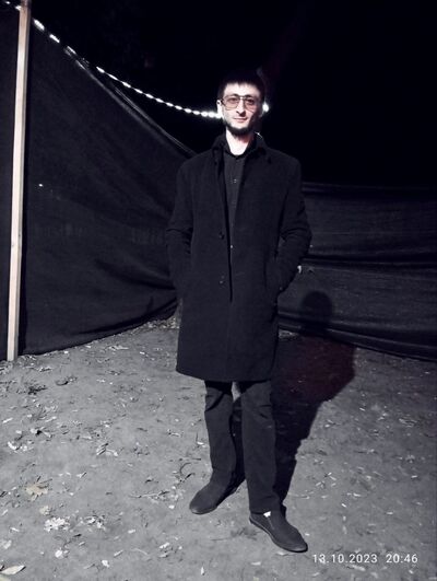  ,   Yaroslav, 33 ,   ,   , c , 