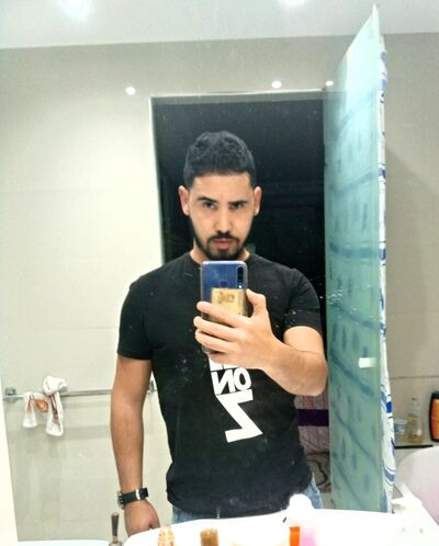  ,   Youssef, 31 ,   ,   , c 