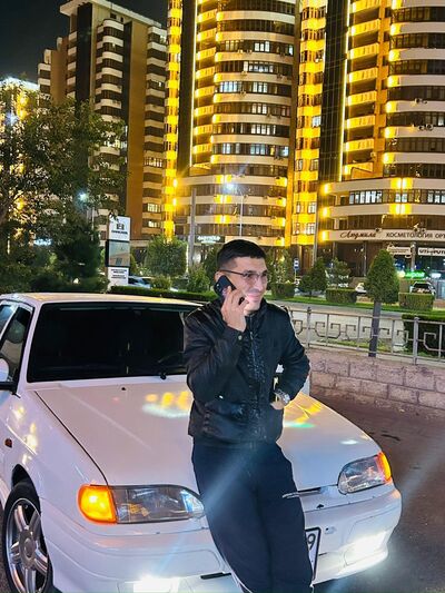  ,   Boss, 29 ,   c 