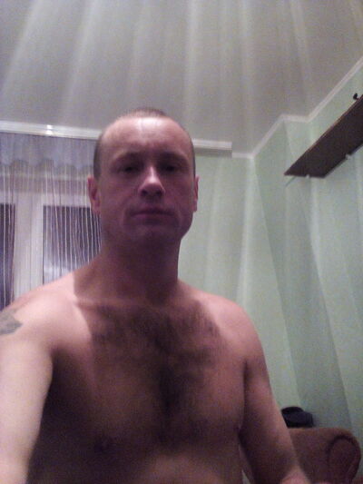  ,   Peter, 44 ,   ,   , c 