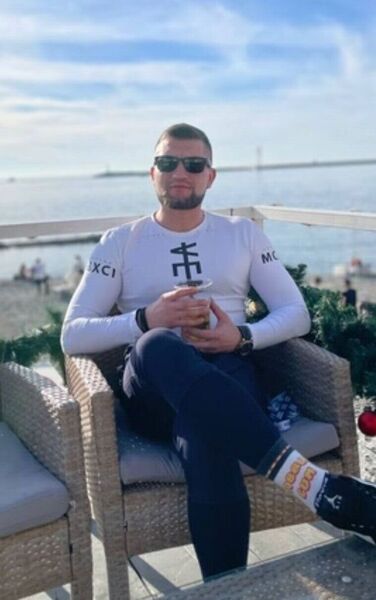  ,   Alexei, 37 ,     