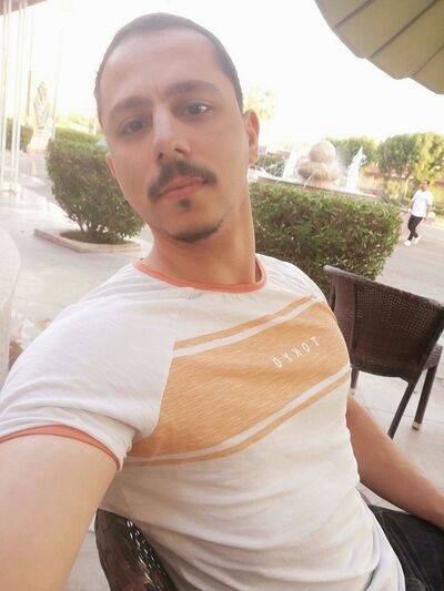  Esenyurt,   Mustafa, 38 ,   ,   , c 