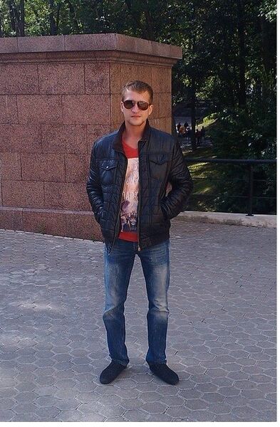  ,   Alex, 37 ,   