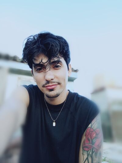  ,   Rigoberto, 25 ,   c 