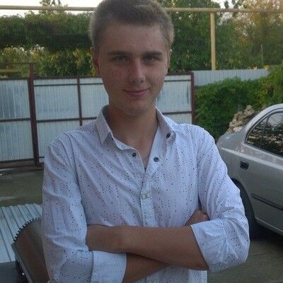 Парень ищет парня masget елец. Крымов Александр Кропоткин. Парни Кропоткина. Игорь Иванов Кропоткин. Кропоткин мальчики.