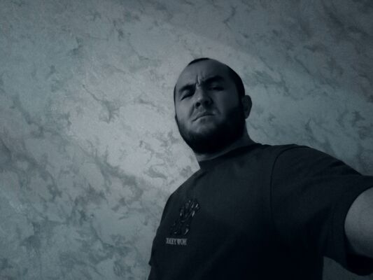  ,   Ali, 34 ,   ,   