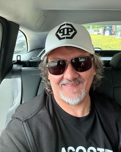  ,   Mark darling, 55 ,   ,   