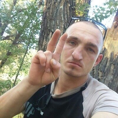  11472406  Aleksei, 32 ,    --