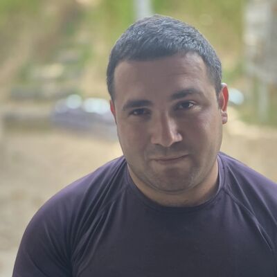  ,   Mika, 27 ,   ,   