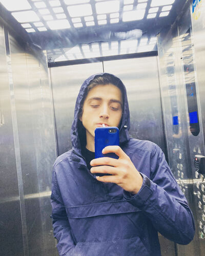  ,   Lasha, 20 ,   ,   